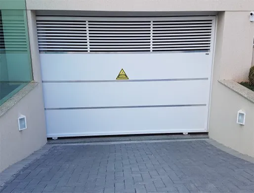 Manutenção de Portão de Residência na Vila Polopoli